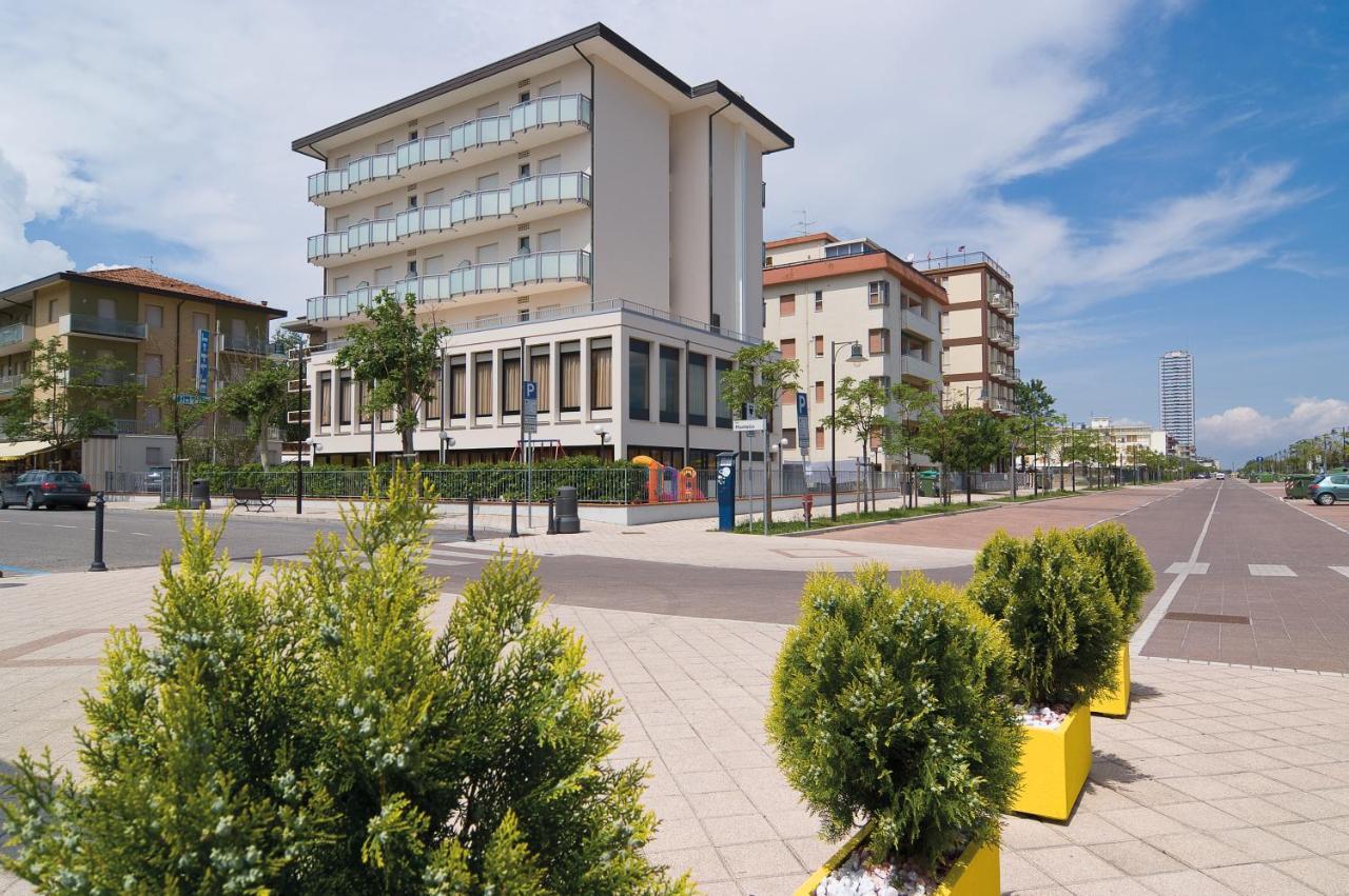 Little Hotel تْشيزيناتيكو المظهر الخارجي الصورة