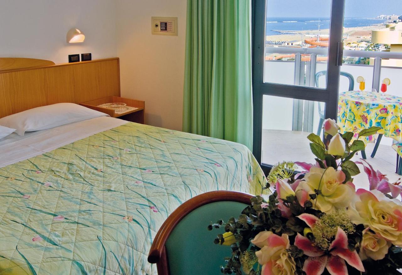 Little Hotel تْشيزيناتيكو المظهر الخارجي الصورة