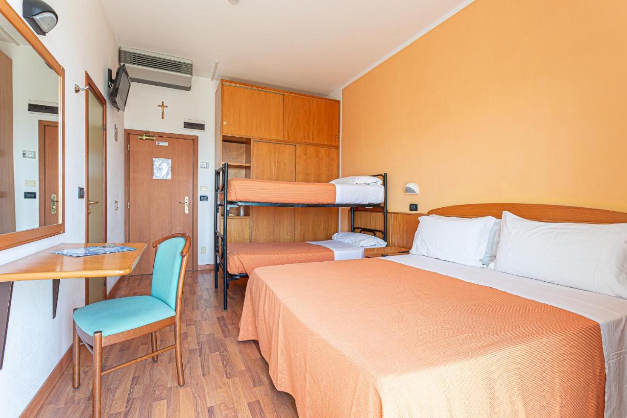 Little Hotel تْشيزيناتيكو المظهر الخارجي الصورة